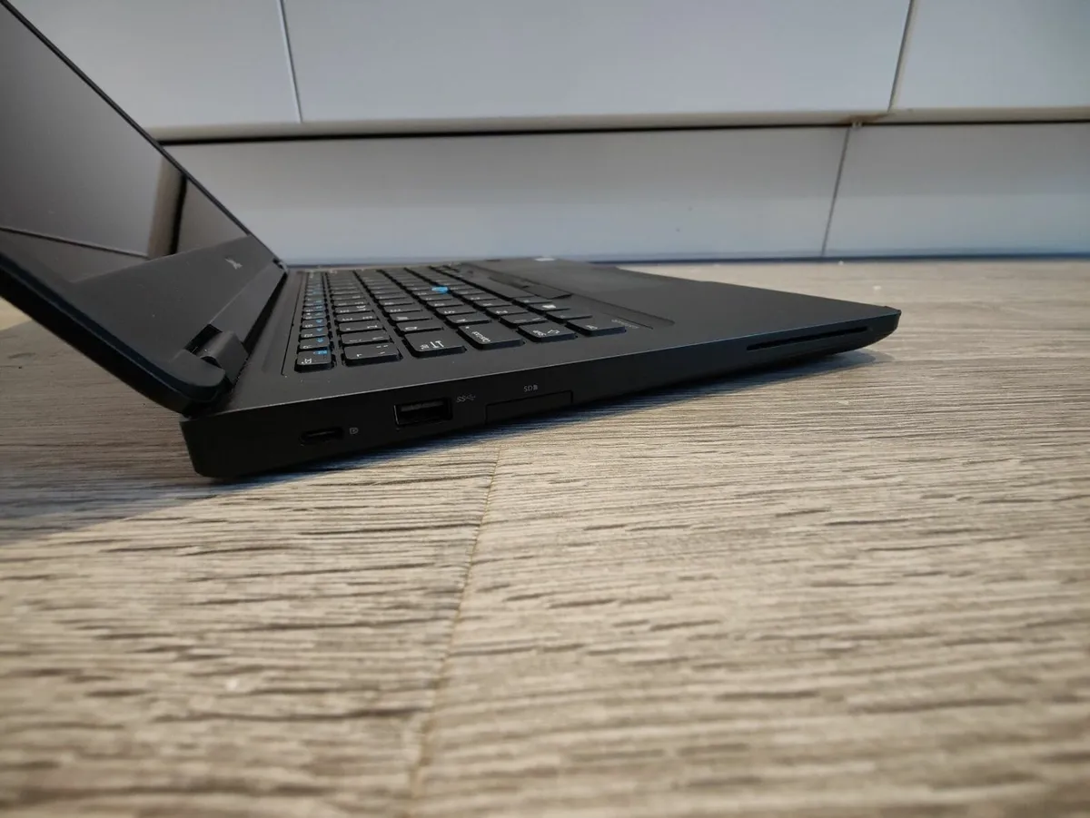 DELL Latitude E5480 | i5 | 8GB | 256GB | 14" FHD | - Image 3