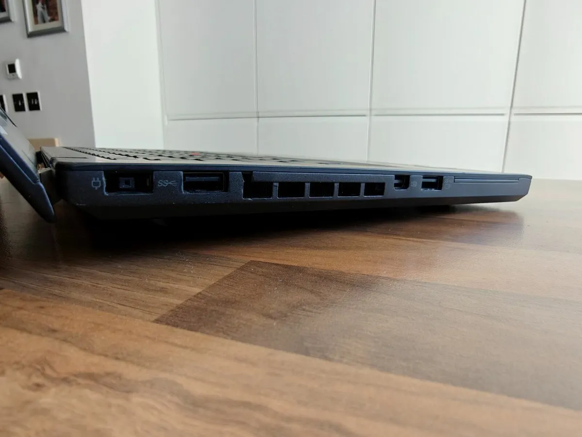Lenovo ThinkPad T440s | INTEL i5 | 12GB | 256GB | - Image 3