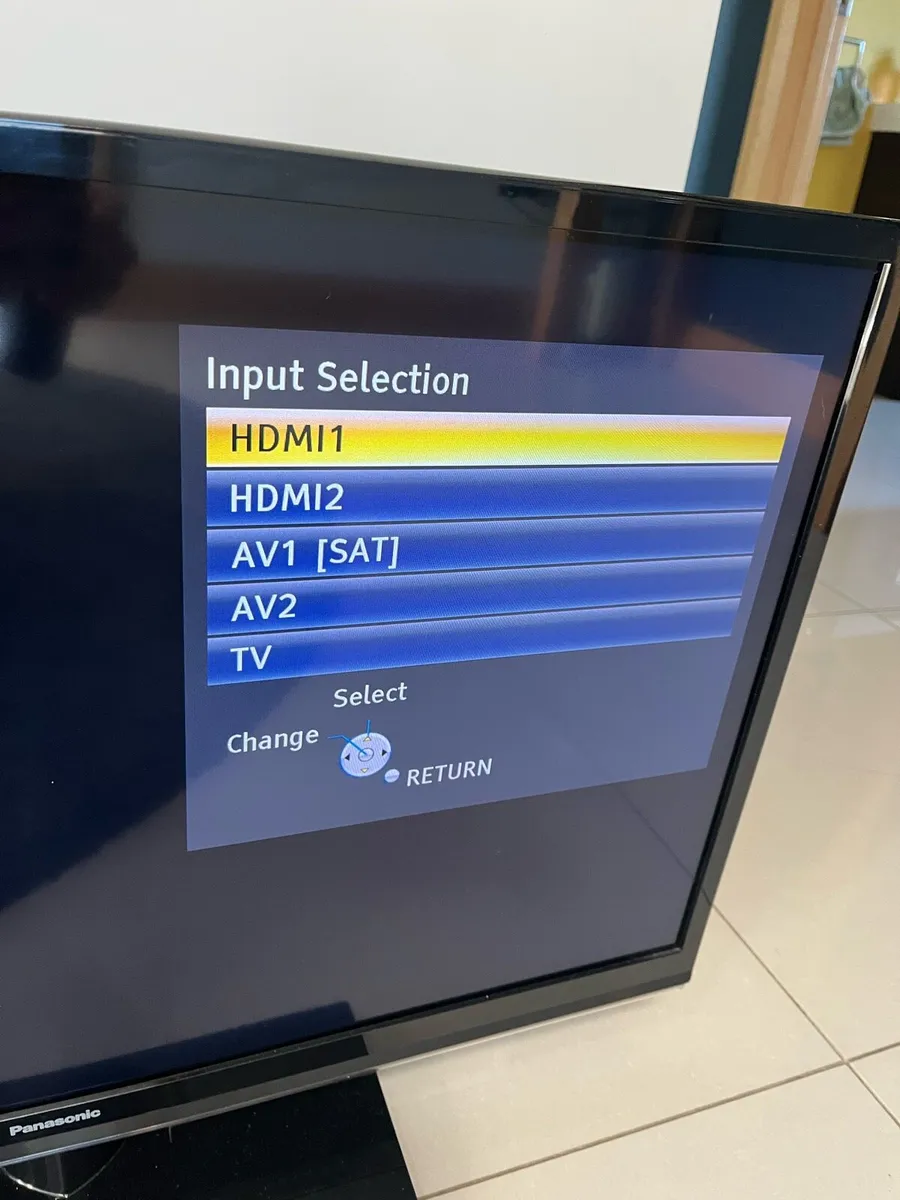 Panasonic 32” LCD TV - Image 2