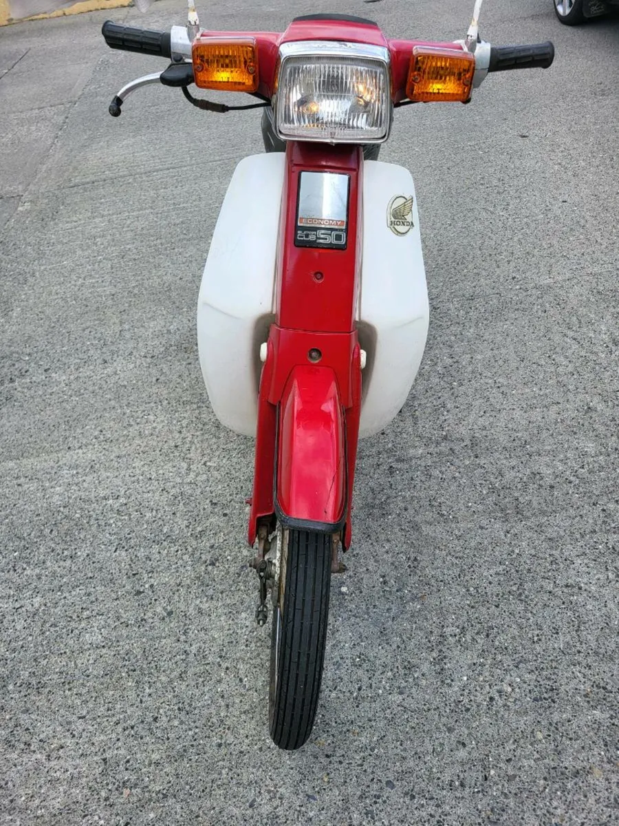 1988 honda 50 club - Image 2