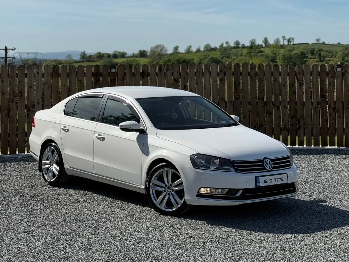 VOLKSWAGEN PASSAT HIGHLINE - Image 4
