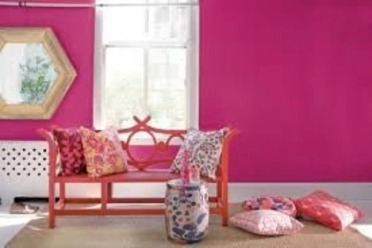 2 PAINTERS  0899825042 - Image 1