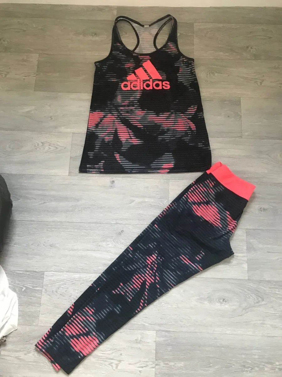 Adidas Women clothes