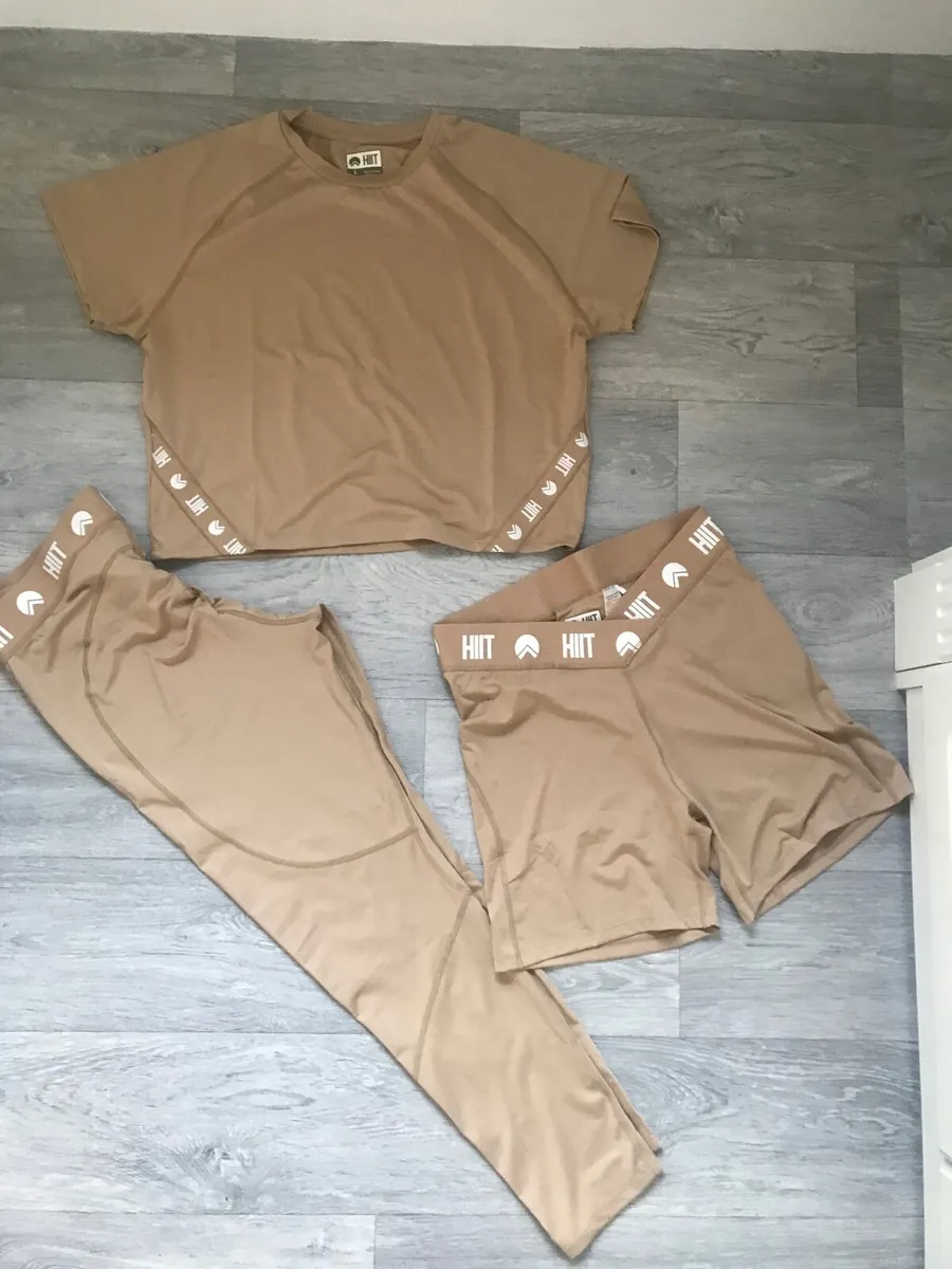 New 3 peice set Women clothes - Image 1