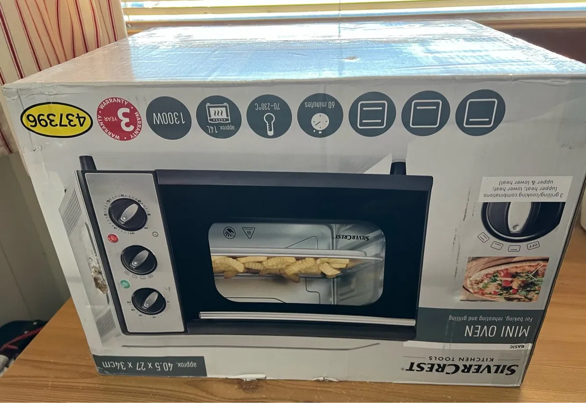 boxed SilverCrest mini oven Brand new - Image 3