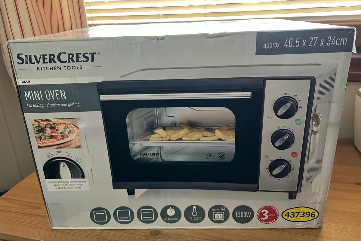 boxed SilverCrest mini oven Brand new - Image 2
