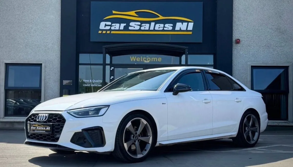 Audi A4 2.0 TDI 35 Black Edition Saloon 4dr Diese - Image 2