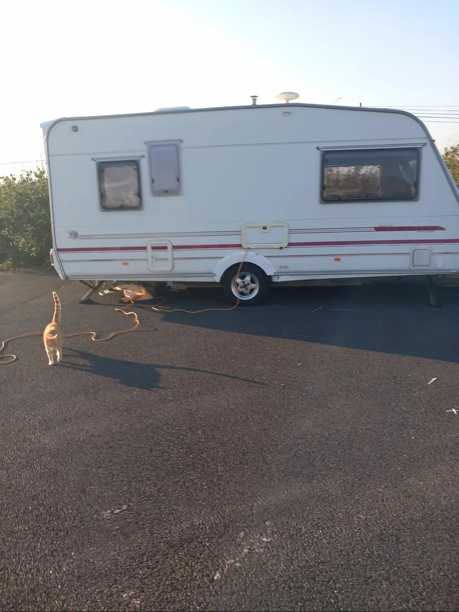 Caravan - Image 1