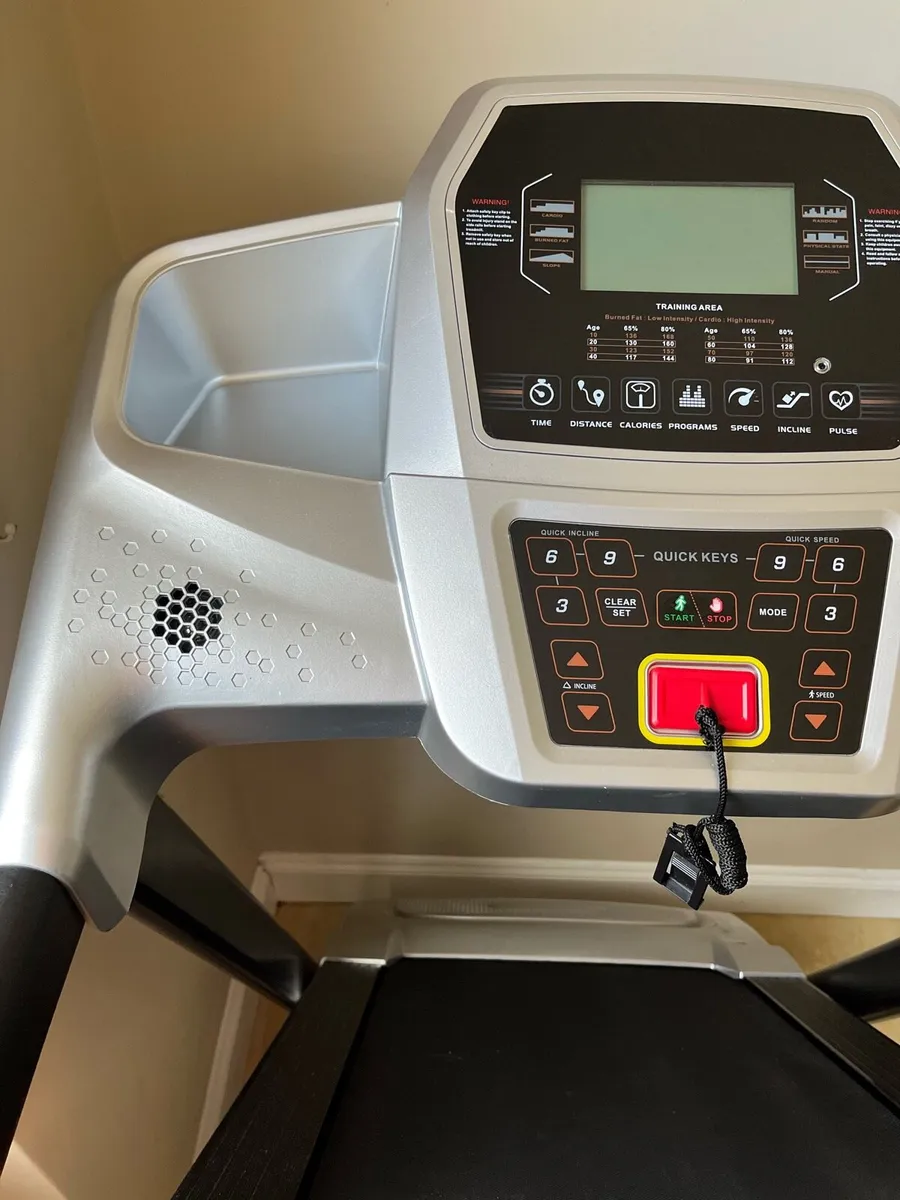 Treadmill 1-14km / 1-10% incline. - Image 4