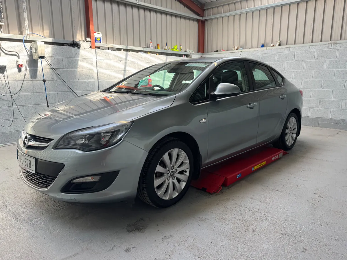 2014 OPEL ASTRA    ONLY 105k KLMS ! - Image 4