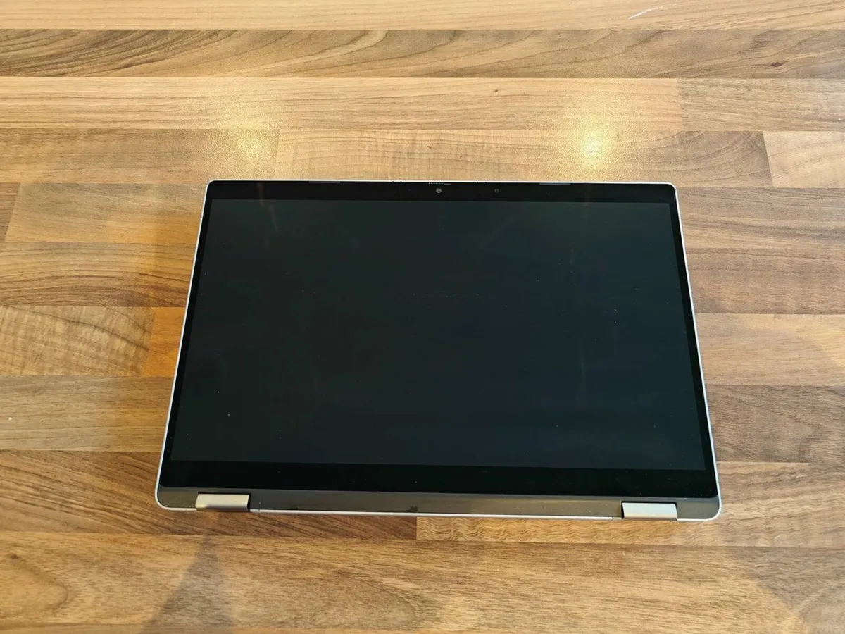 DELL Latitude 5320 2-in-1 360 Rotated Touchscreen - Image 4