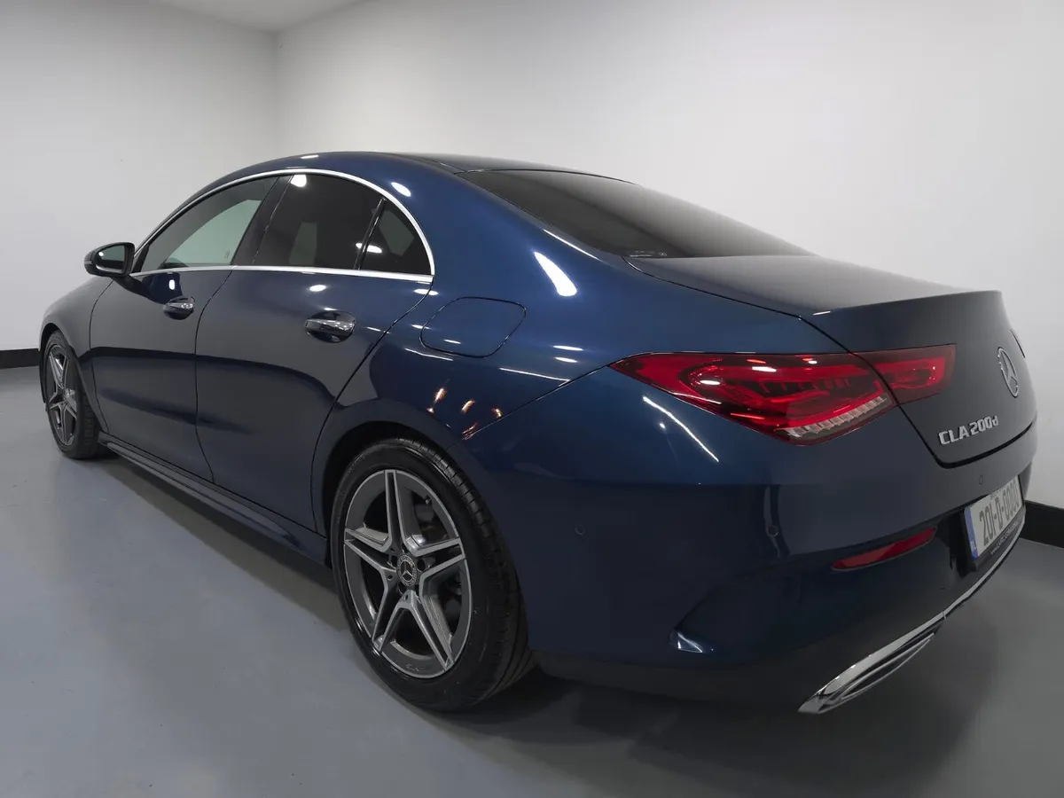 Mercedes CLA 200D Premium - Image 2