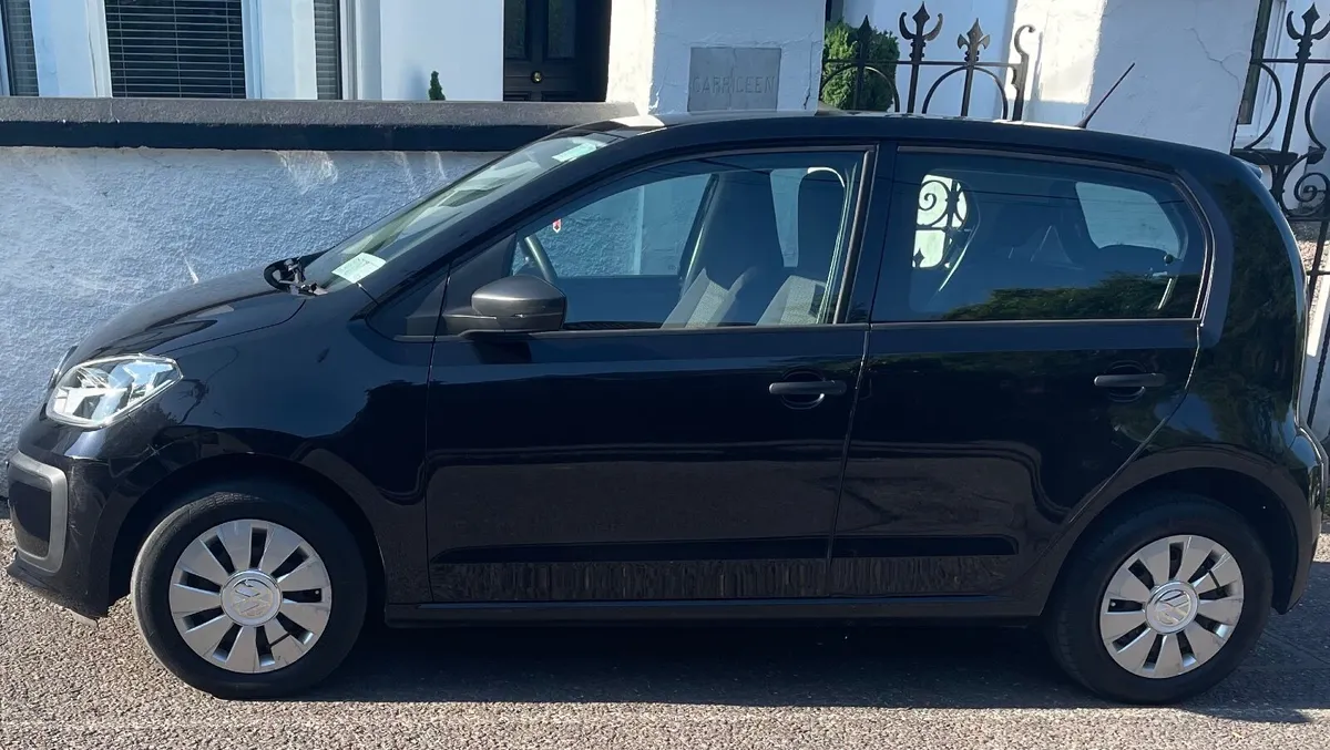 Volkswagen up! 2019 - Image 2