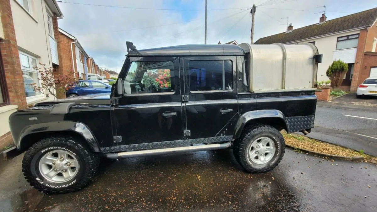 Landrover Defender 110 TD5 2005 - Image 3