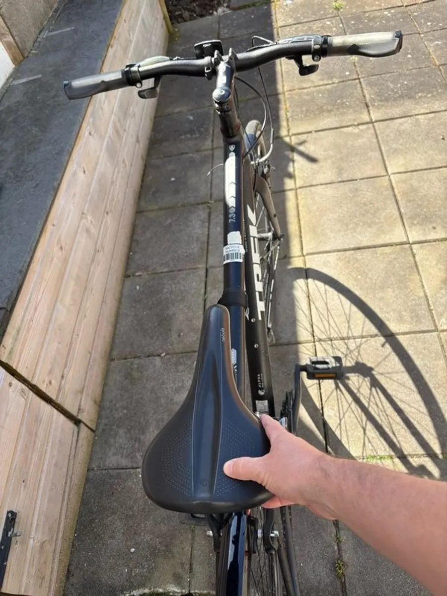trek 7.3 bike - Image 2