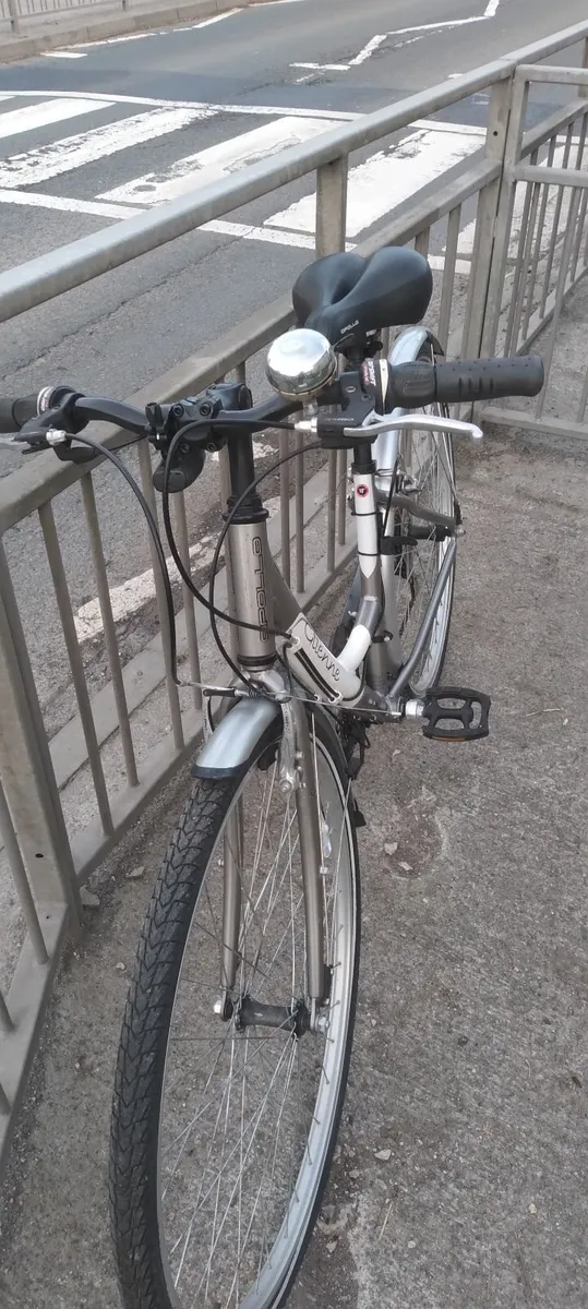 Lovely ladies bike 28inch E TIENNE APOLLO - Image 3