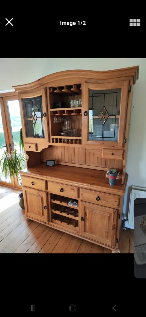 Pine dresser - Image 1