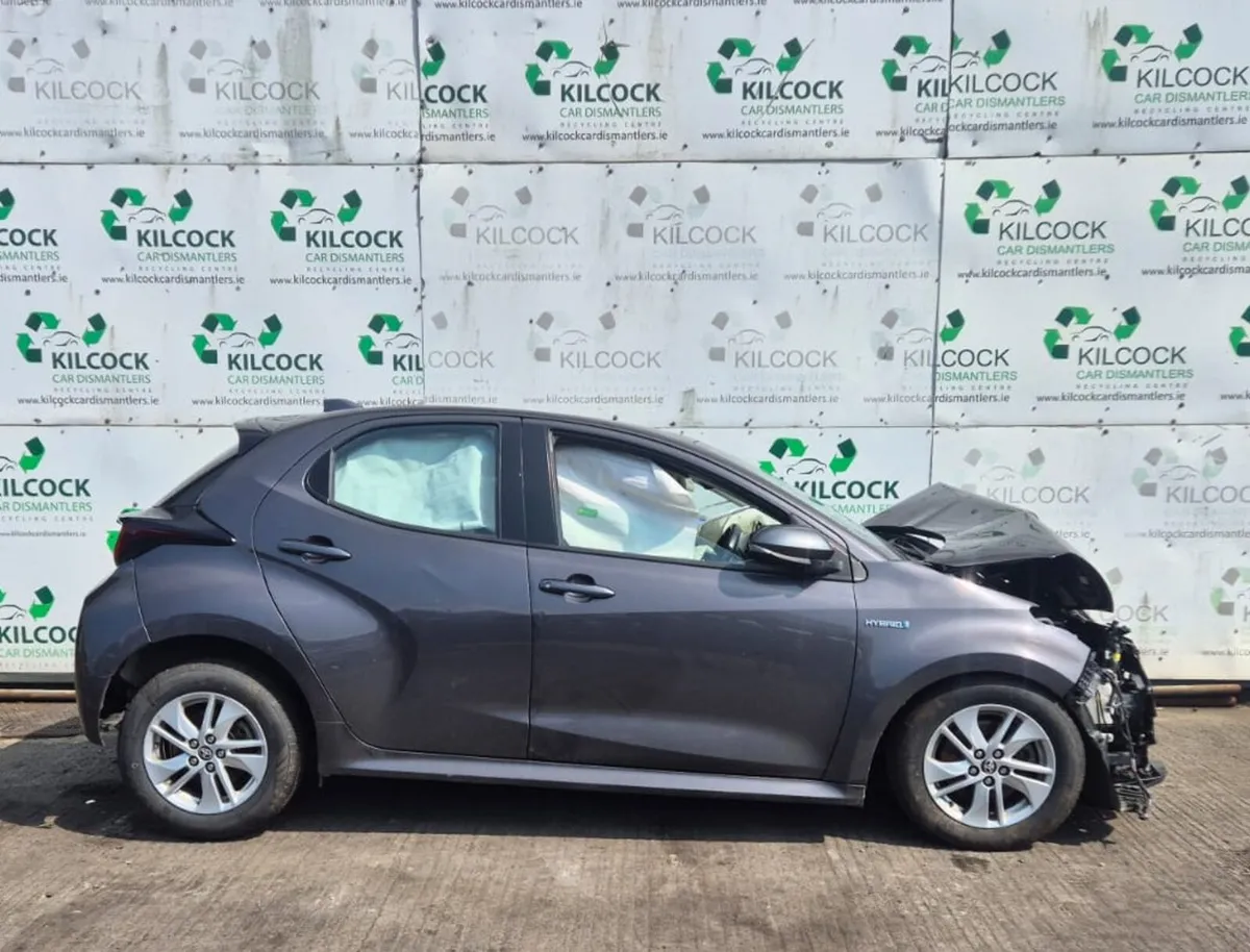 2021 TOYOTA YARIS