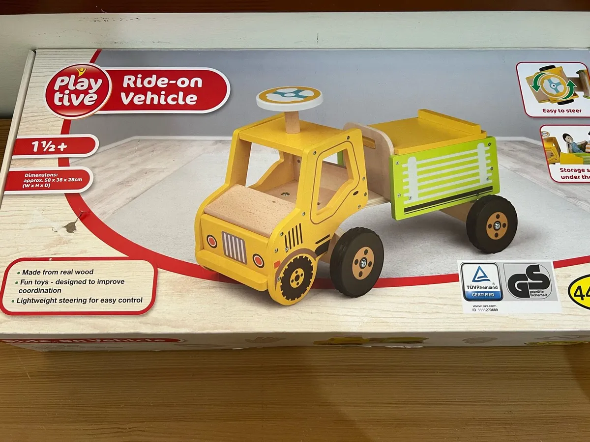 Playtive wooden ride-on truck - Image 4