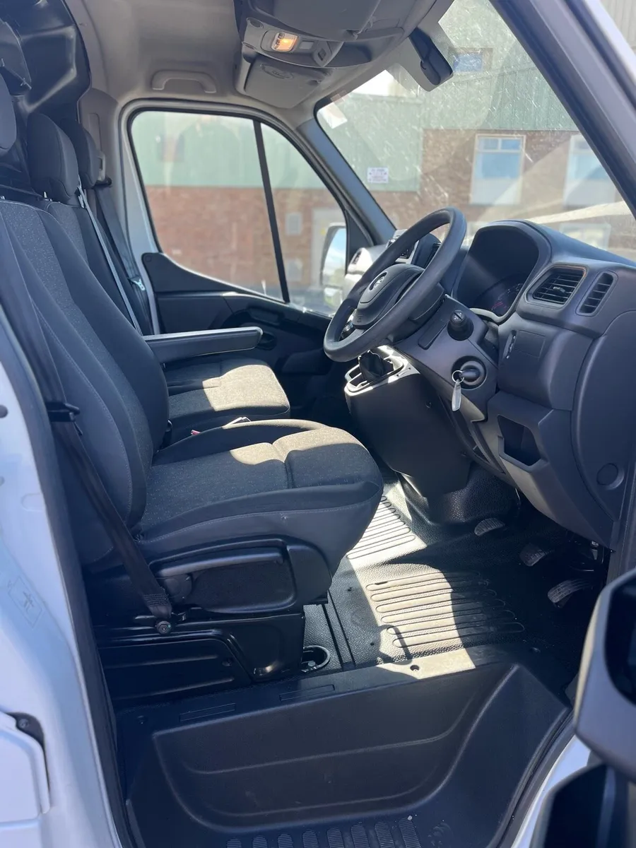 Opel Movano 2021 - Image 4