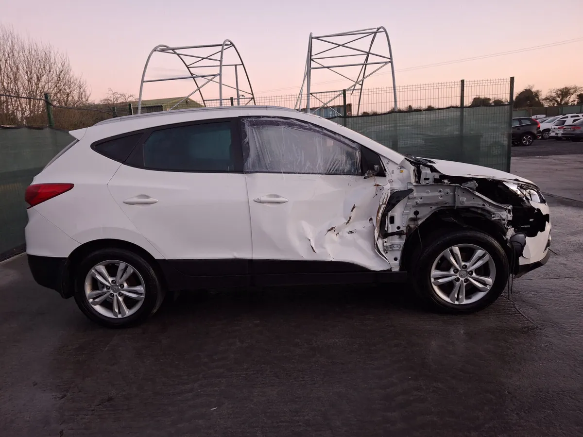 132 Hyundai ix35 1.7L Diesel - Image 3