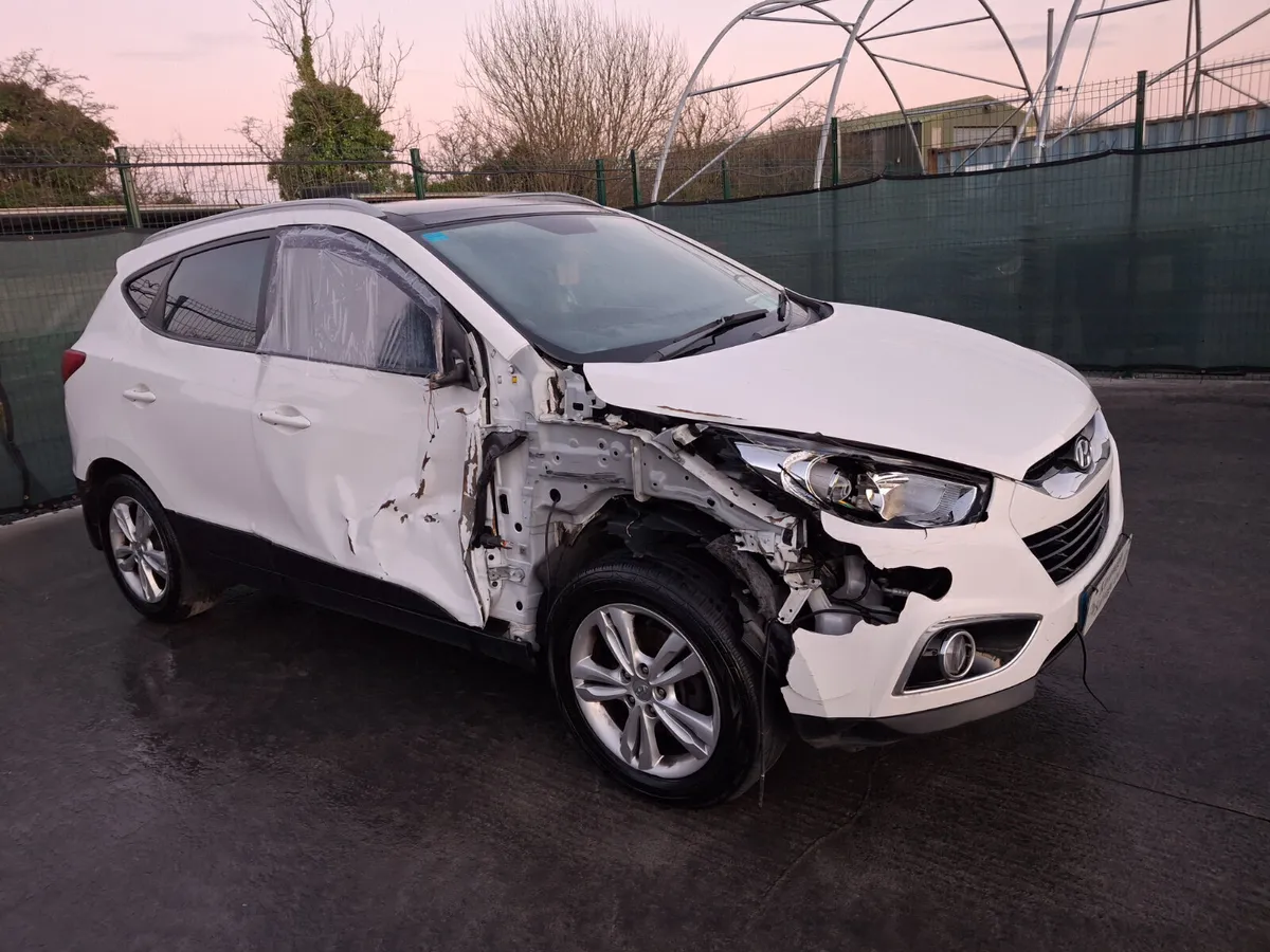 132 Hyundai ix35 1.7L Diesel - Image 2