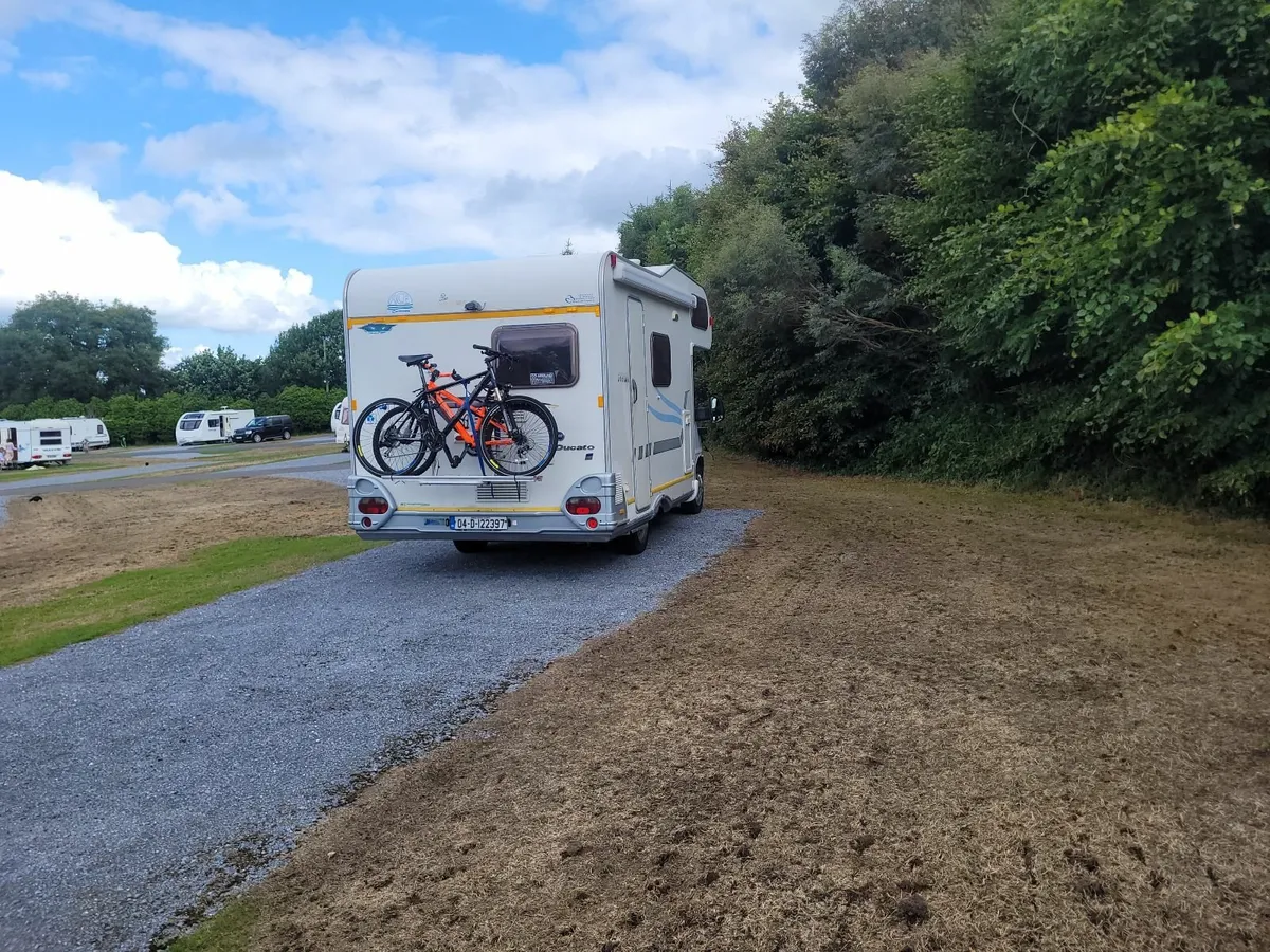 Camper Van - Image 2
