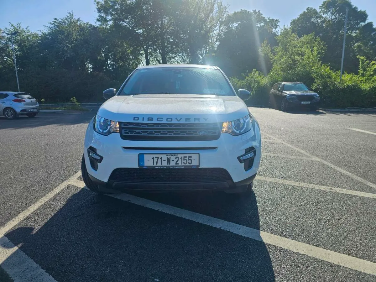 Land Rover Discovery Sport - Image 2