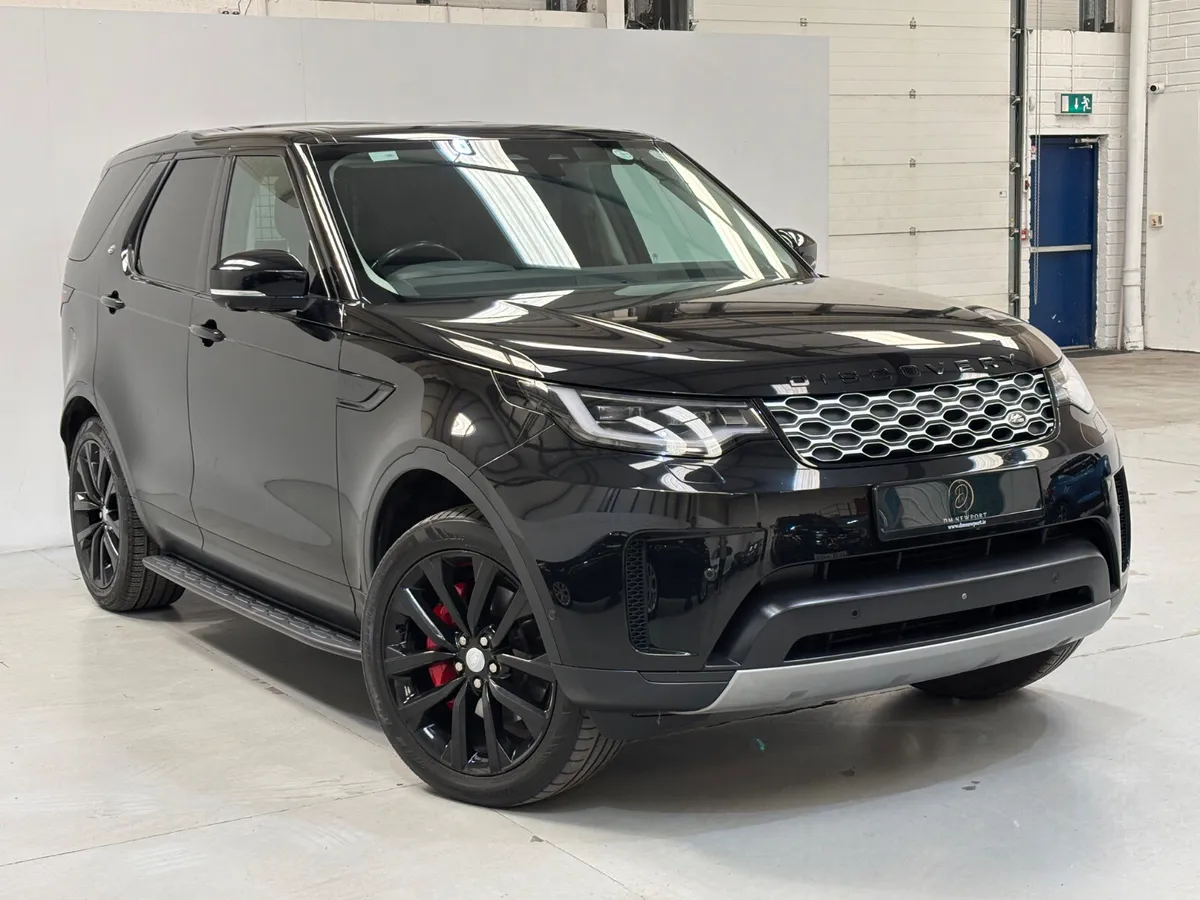 2022 Land Rover Discovery 5 D300 SE SDV6 306HP Co - Image 1