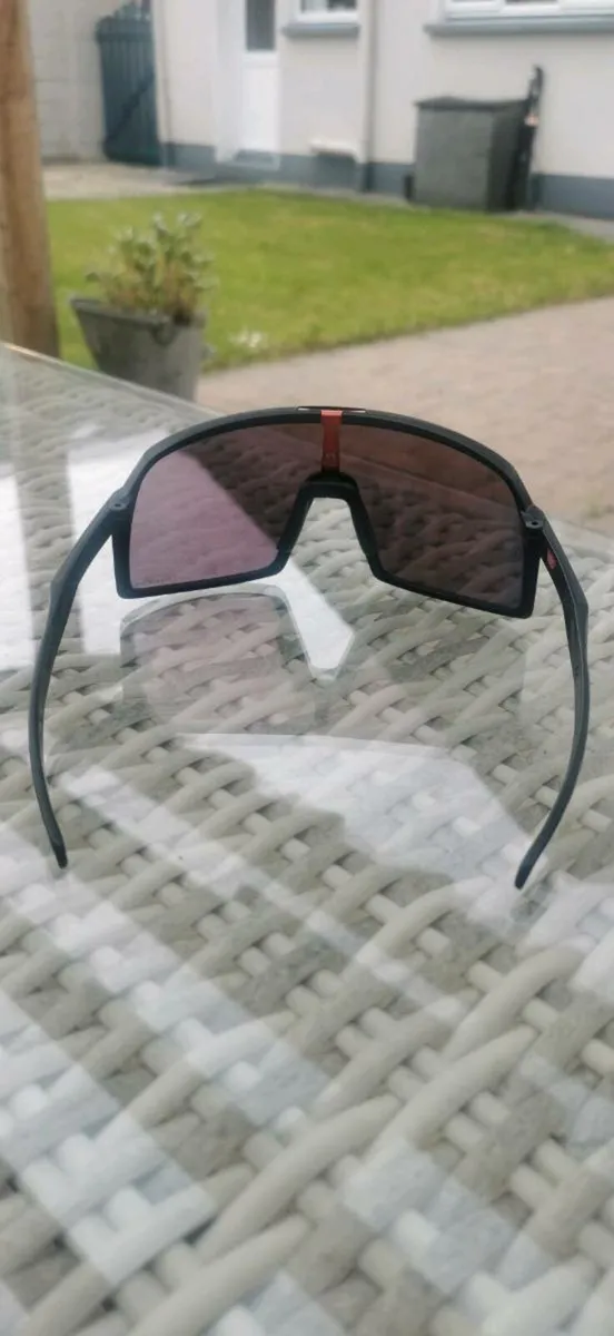Oakley sultro sunglasses - Image 3