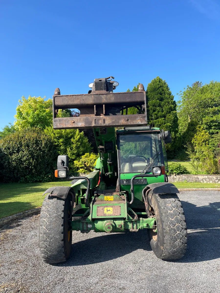 John Deere 3200 telehandler - Image 3