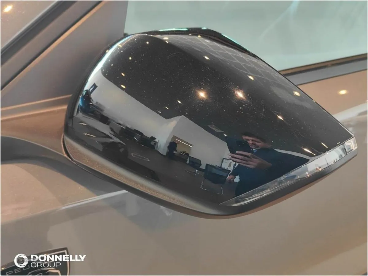 Peugeot 408 1.6 Plug-in Hybrid GT 5dr E-eat8 - Image 4
