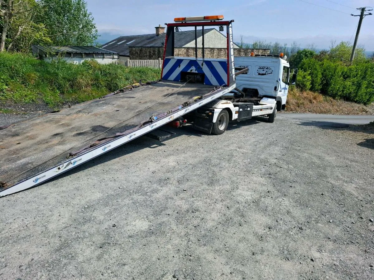Recovery truck for sale - Image 2