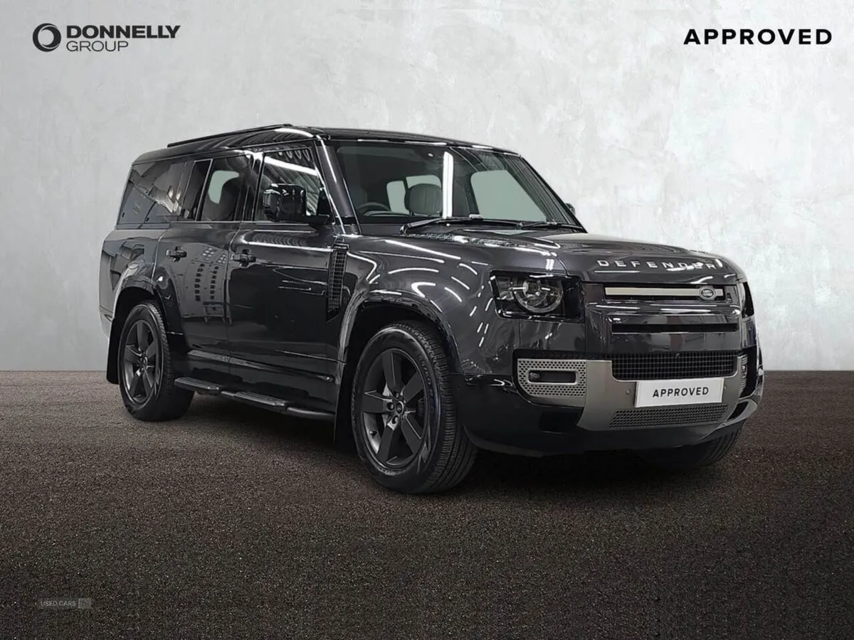 Land Rover Defender 3.0 D350 X-dynamic HSE 130 5d - Image 1