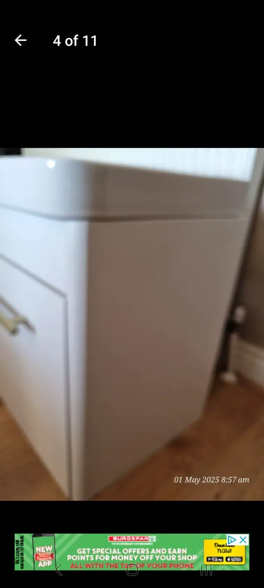 Flothing Bathroom Sink - Image 2