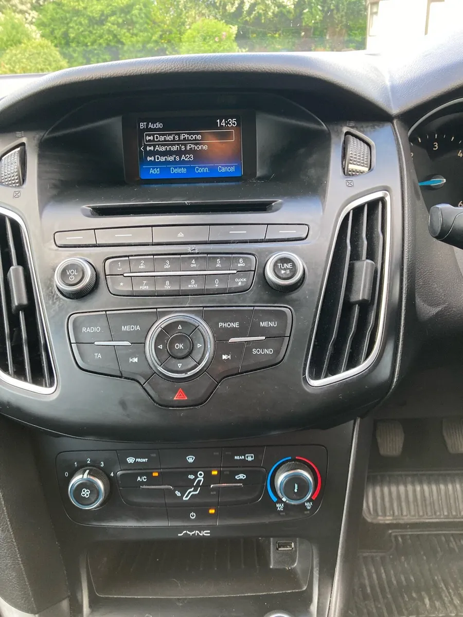 Ford Focus - Image 4