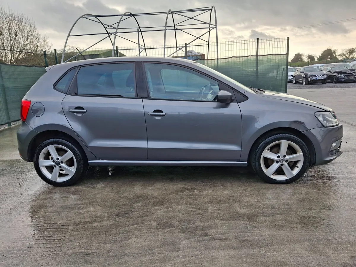 2015 Volkswagen Polo 1.0 Petrol - Image 3