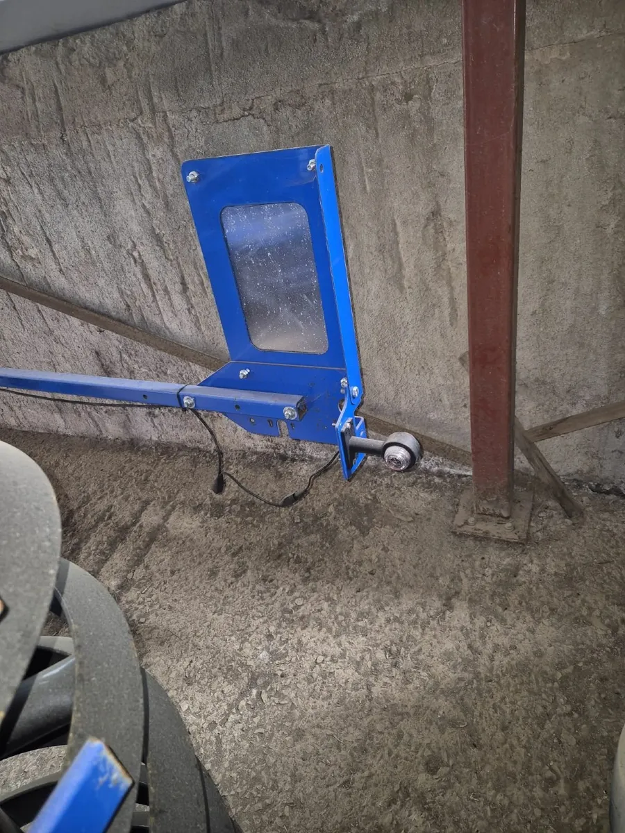 New Holland SDM 400 Compact Folding Disc Harrow - Image 3