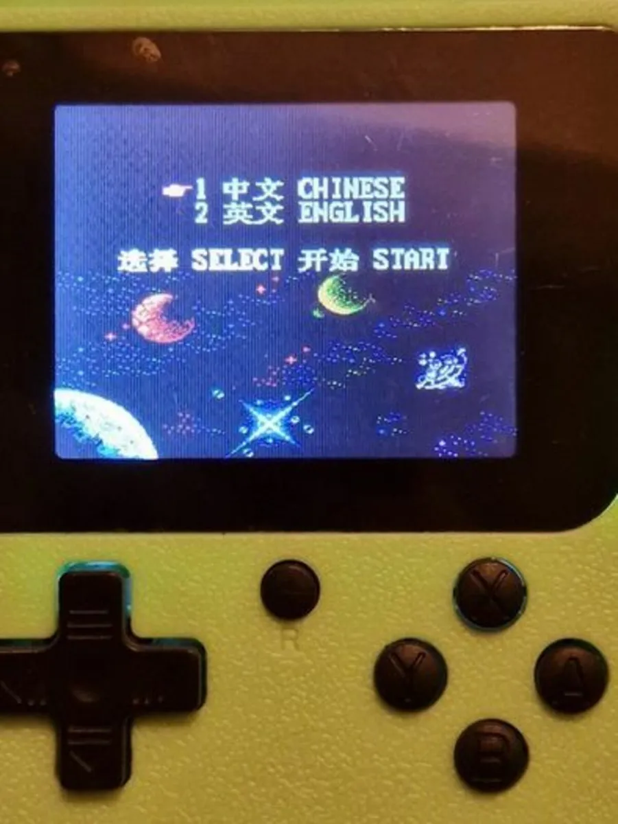 Gameboy Handheld Console with 400 games - Image 4