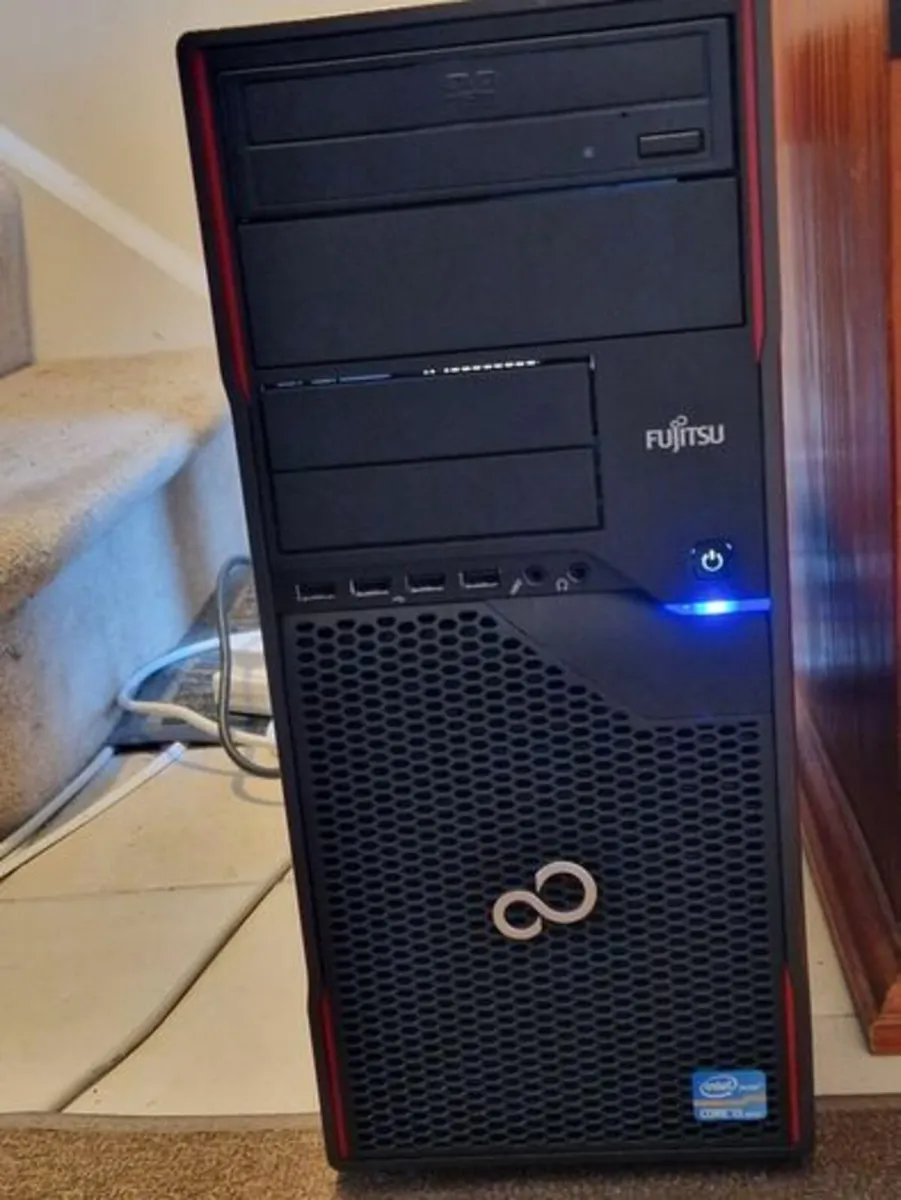Fujitsu Esprimo P900 M15W-D3062, 8GB Ram, i5, PC - Image 1