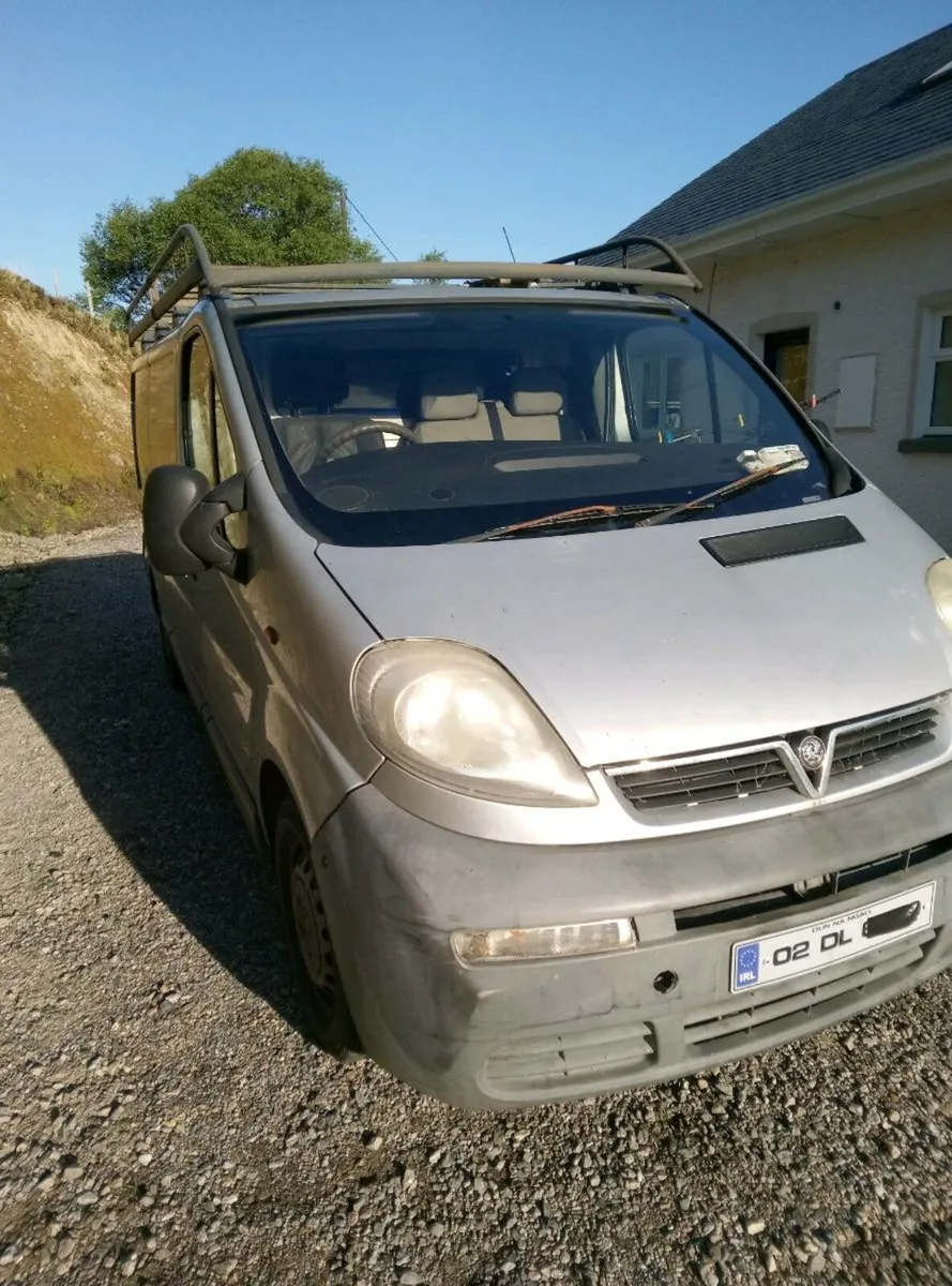 02 Vauxhall Vivaro 1.9 - Image 1