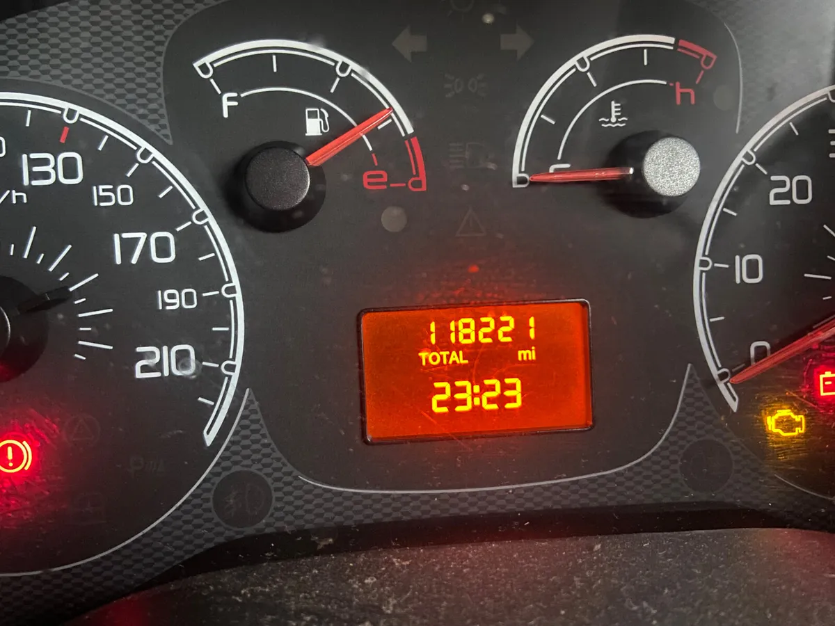 Fiat Doblo 2010 - Image 3