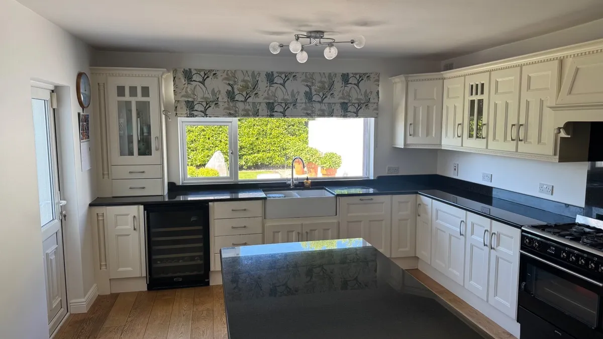 Kitchen - excellent condition - Image 4