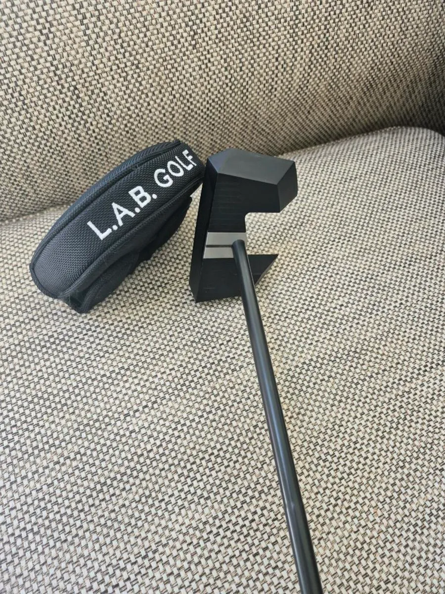 LAB right handed putter - Image 1