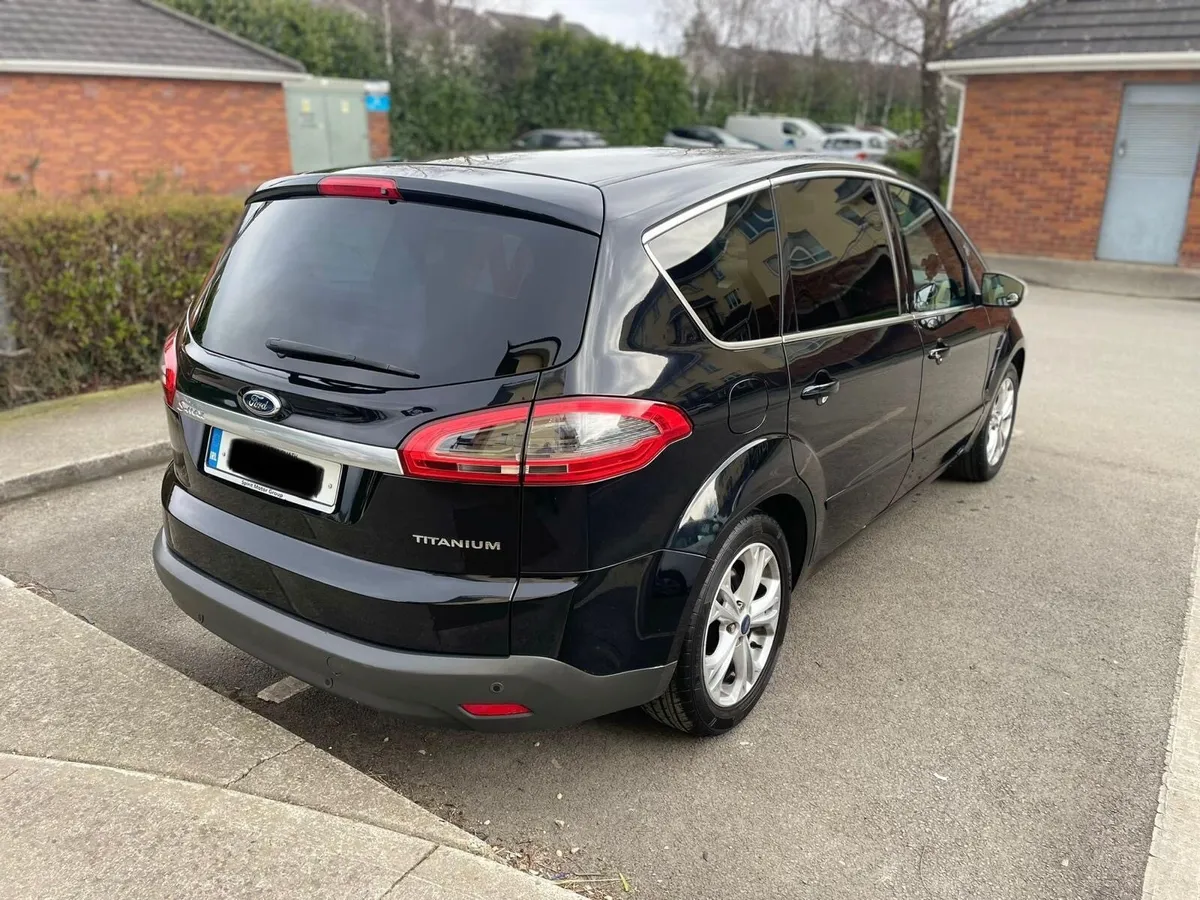 Ford S-MAX Titanium 1.6 TDCi Diese *New NCT* - Image 3