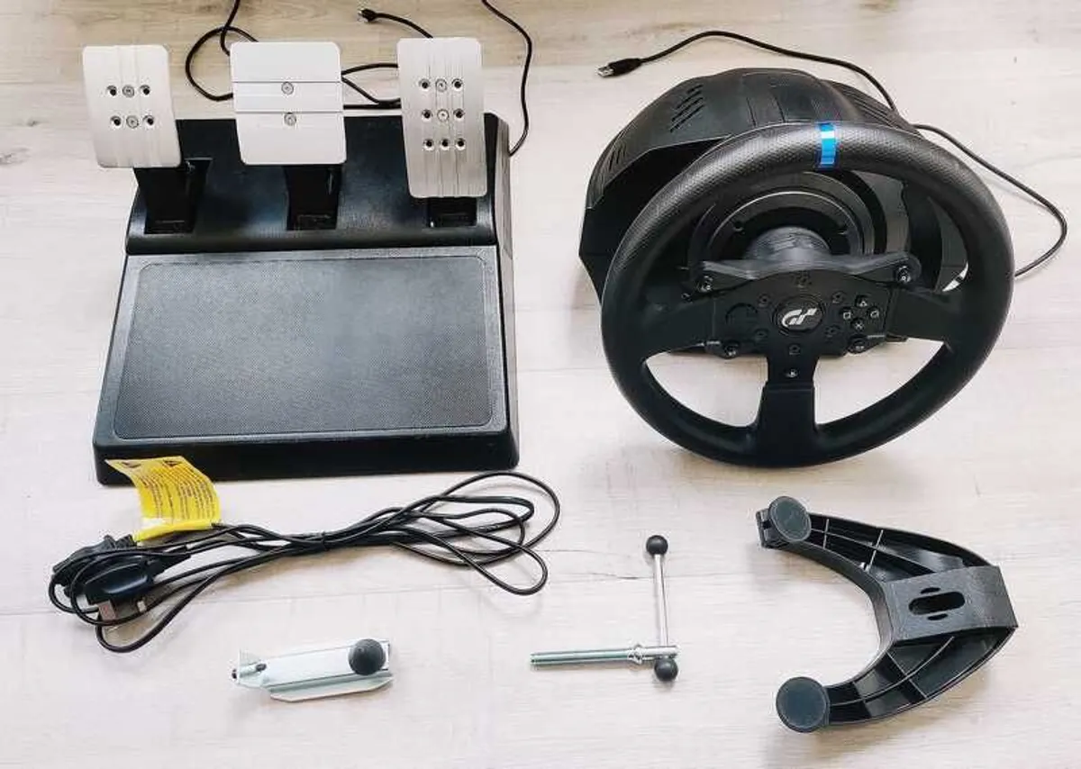 Thrustmaster T300 RS GT Edition Steering Wheel & Pedals for PS4/PS5/PC - Image 4