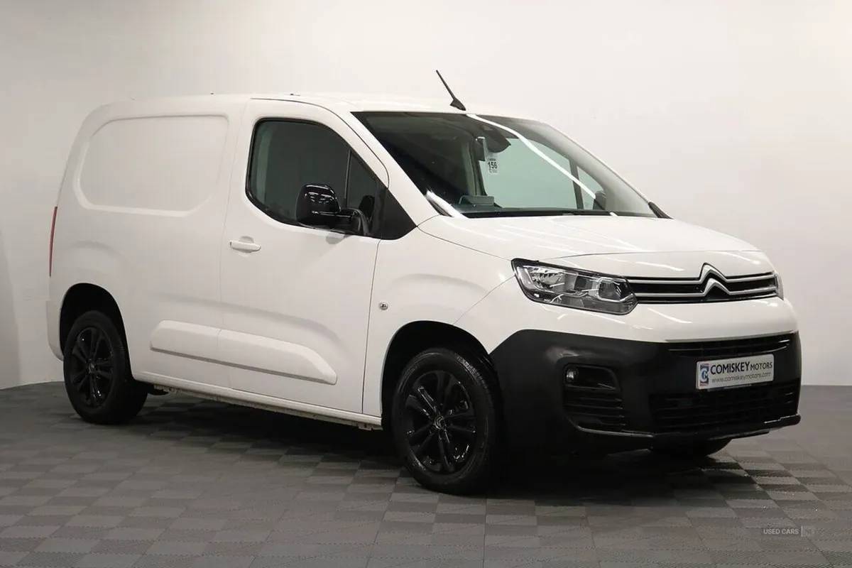 Citroen Berlingo Bluehdi 1000 Driver M - Image 1
