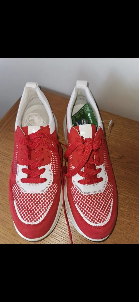 Ladies trainers - Image 4