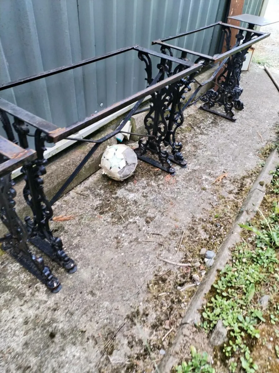 Table base - Image 2