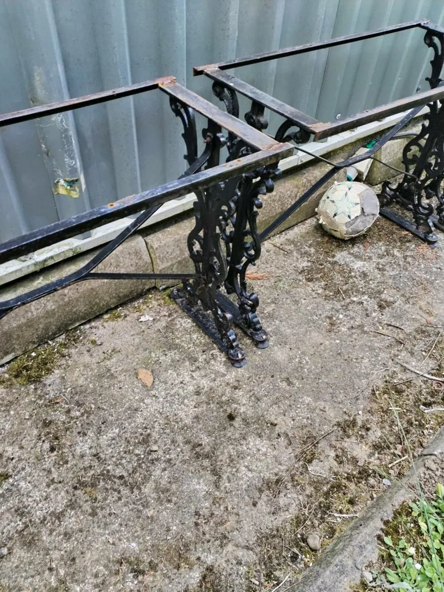 Table base - Image 4